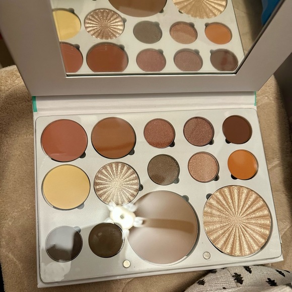 OFRA PRO PALETTE - BOHO NEW - Picture 2 of 11